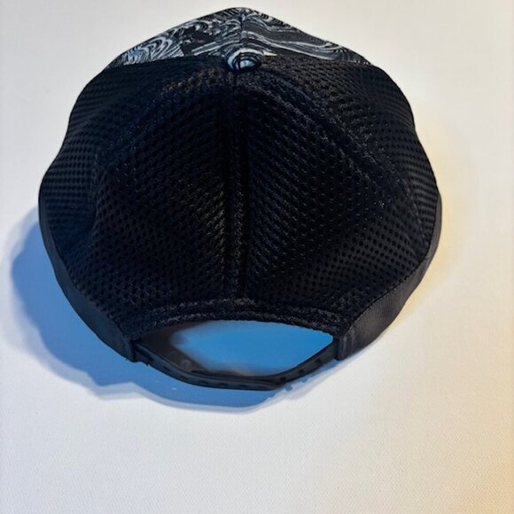 Lululemon | Dash and Splash Cap II - Picture 10 of 12